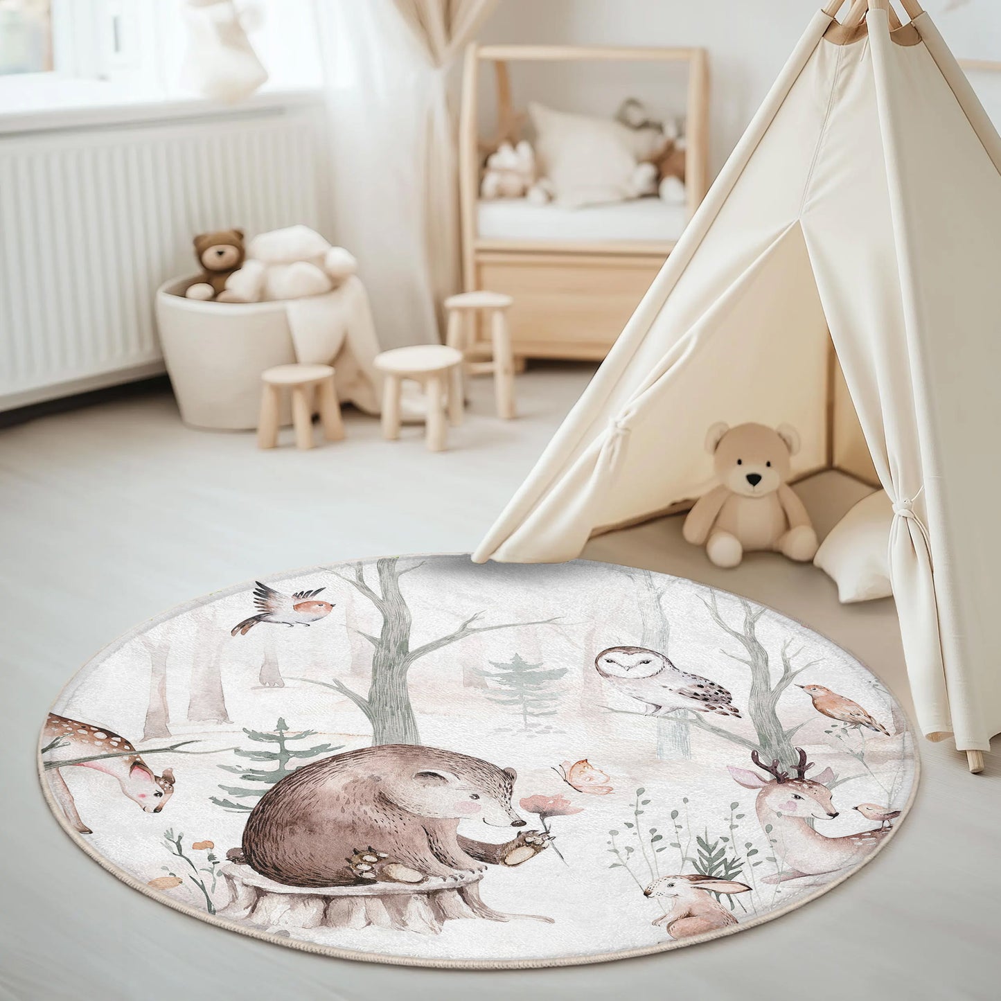 Winter Woodland Animals Round Rug