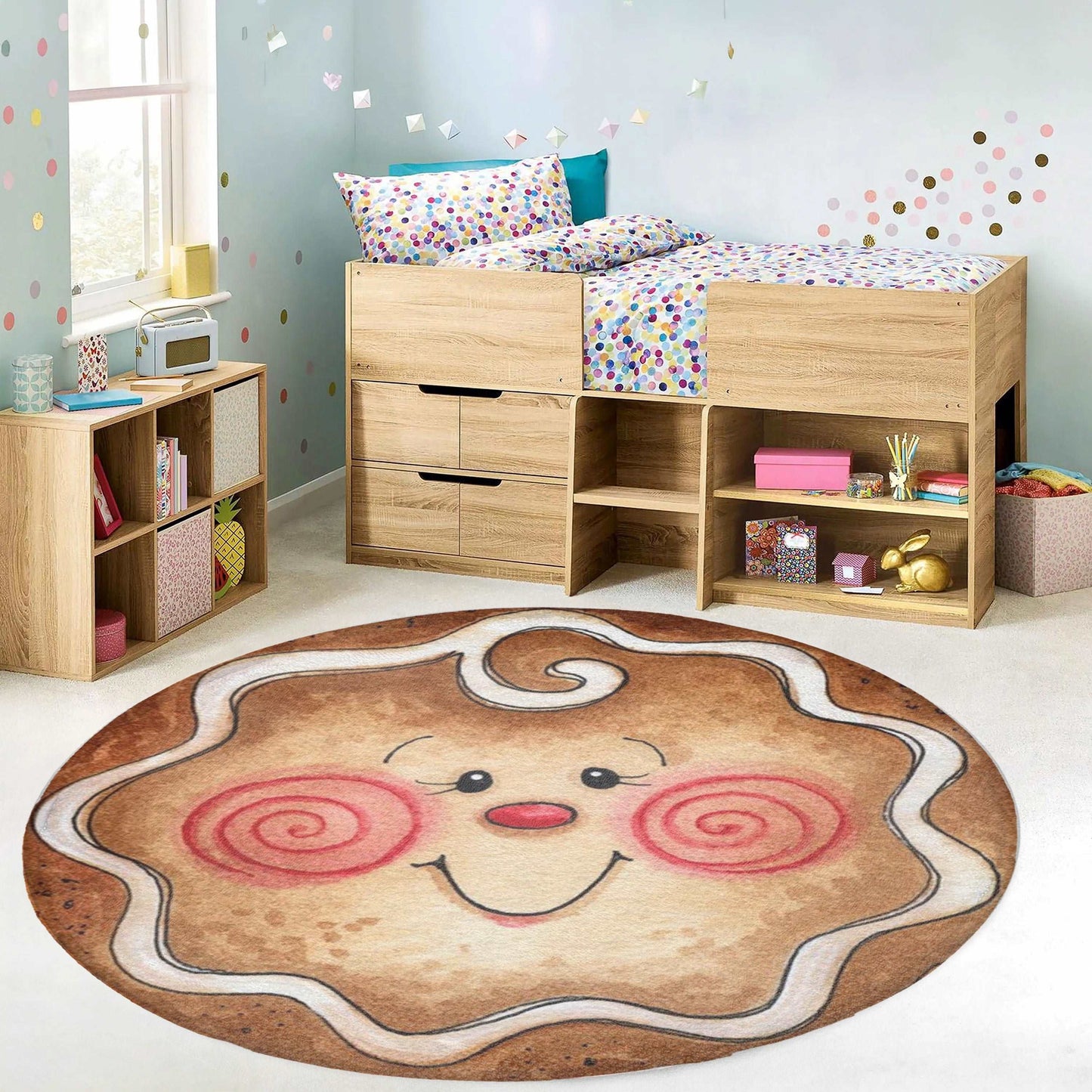 Gingerbread Face Round Rug